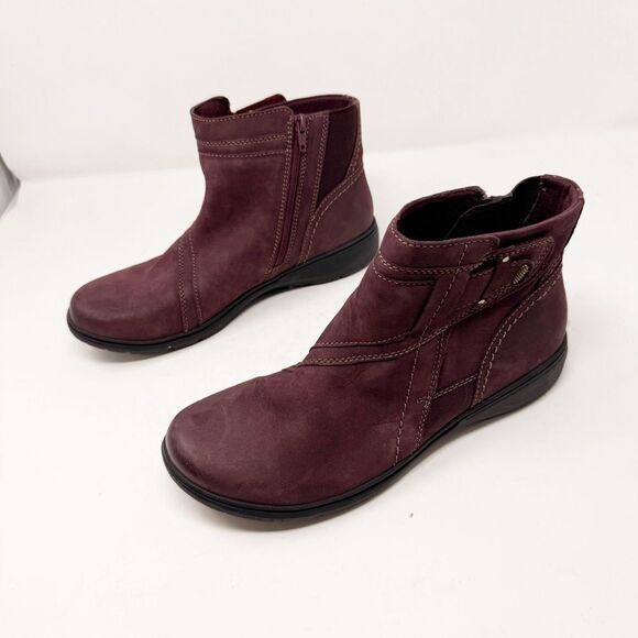 Clark’s Collection Maroon Nubuck Velcro Ankle Boots 11 - Picture 2 of 7
